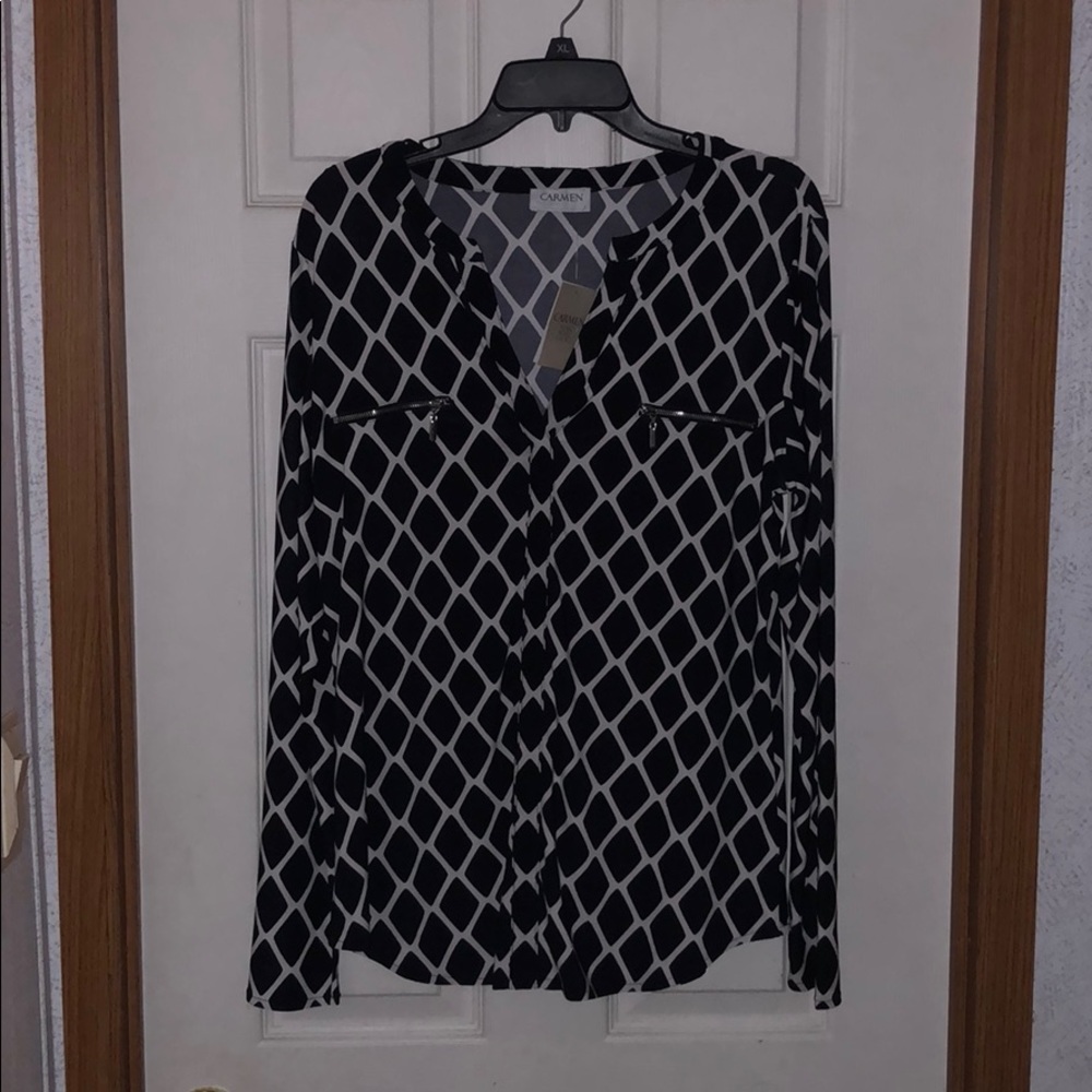 Women’s long sleeve blouse